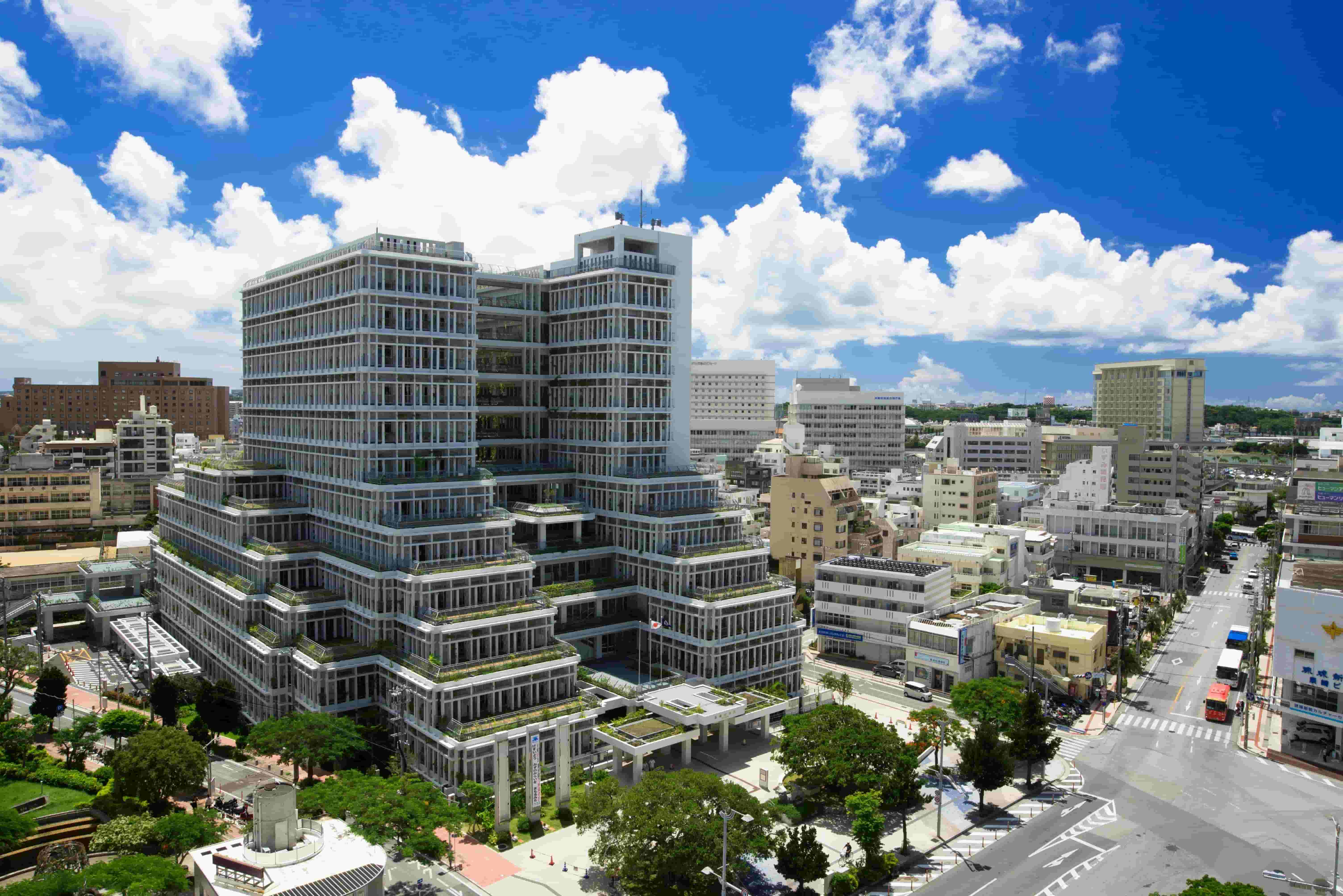 那覇市で不動産売却をお考えの方必見！相続対策の新しいアプローチ
